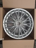 alu disk BMW 8J x 18 ET 34 1x NOVÝ - 2