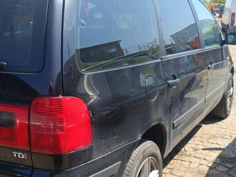 Volkswagen Sharan Kombi r.02 1.9 Díly - 2