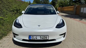 Tesla Model 3 SR+ refresh pouze 23tis km - 2