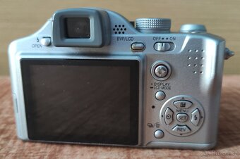 Fotoaparát PANASONIC LUMIX - 2