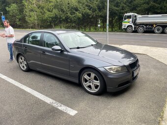 E90 318i - 2