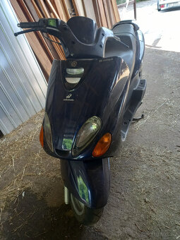 Yamaha Majesty 150 - 2