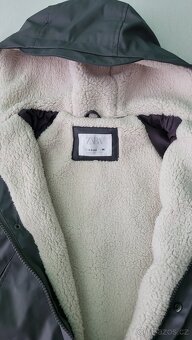 Zara vyteplena nepromokava bunda vel.98-TOP STAV - 2