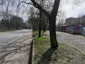 Garáž Plzeň - Doudlevecká ul - Centrum - s elekřinou - 2