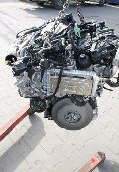 Motor Mercedes Benz 282 654 656 260 276 - 2