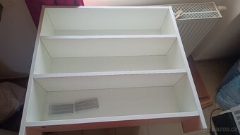 Prodám rostoucí dětský stůl - 2
