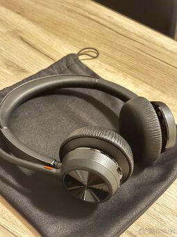 Poly Voyager 4320 UC - bezdrátová sluchátka - 2