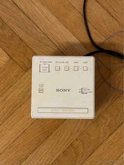Radiobudík Sony ICF-C1 - 2