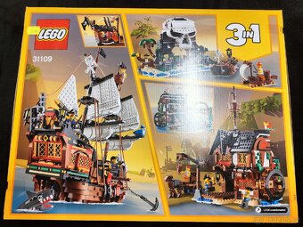 Lego Creator Pirátská loď 31109 - 2