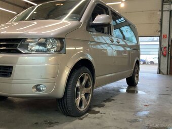 VW Multivan T5 2.0 TDI 103kW LONG,Match,2xšoupačky,tažné. - 2