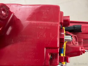 Kia Sportage 2017 levé zadní světlo - 2