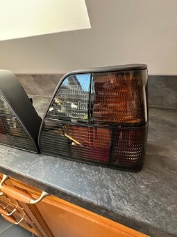 Volkswagen VW GOLF 2 II MK2 Hella Black Nové zadní světla - 2