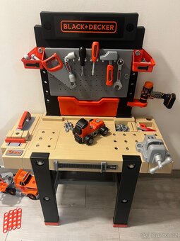 Dětský pracovní ponk Black + Decker, kamion s kufrem - 2