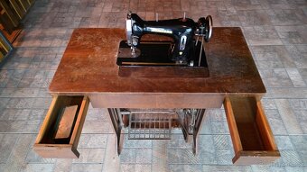 Šicí stroj MINERVA - 2