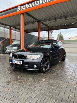 BMW 120I - 2