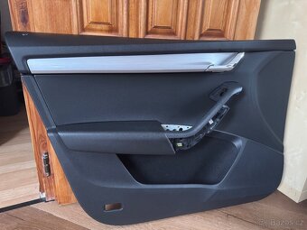 Octavia 3 tapecirung vyplne dveri combi - 2