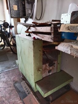 Prodám dřevoobráběcí stroje - 2