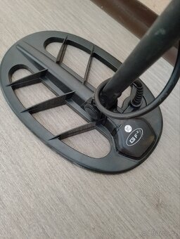 Detektor kovů gf2 - 2