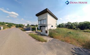 Prodej stavebního pozemku Tuchoměřice – Kněživka, ul. Opukov - 2