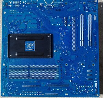 GIGABYTE GA-MA78LMT-US2H - 2