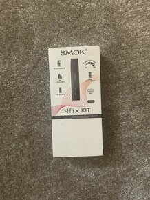 SMOKETECH NFIX KIT 700MAH - Černá - 2
