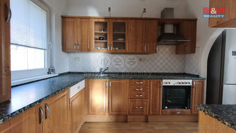Prodej rodinného domu, 180 m², Blatno - Šerchov - 2