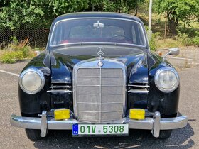 Mercedes 190 B z roku 1959 ponton W120/ W121 - 2
