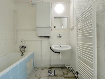 Pronájem bytu 3+1, 70 m2 - Nový Bor, ev.č. 01202 - 2