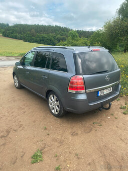 Opel Zafira 1,9 cdti, 110 kW - 2