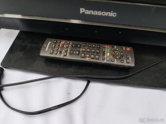 PANASONIC TX32LED8F - 2