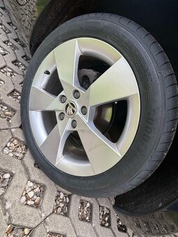 ŠKODA Octavia Combi 2.0 TDI 110kW Style plus 2017 - 2