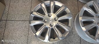 6,5x16 4x108x65 ET32 Opel Mokka nové originální ALU - 2