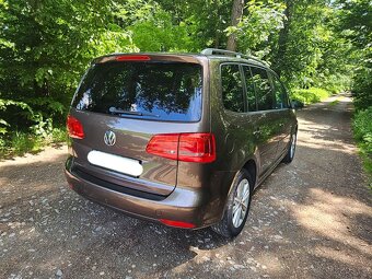 Volkswagen Touran 1,4tsi Highline model 2012 - 2
