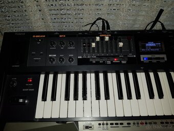 Roland VR-09 V-Combo - 2