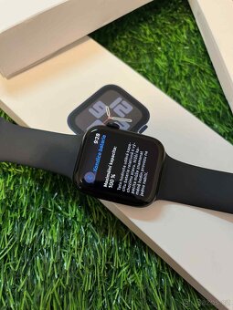 Apple watch SE 2024 44mm - 100% baterie, záruka - 2