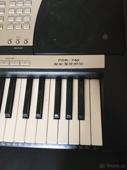 Yamaha PSR 740 - 2