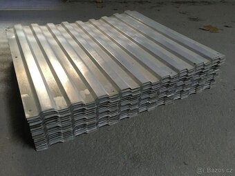 střešní plech krytina vlnitý trapézový hliník plech 0,7mm - 2