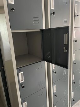 Plechové šatní skříně - 2