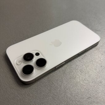 iPhone 16 Pro 128GB bílý, 100% baterie, bez škrábance - 2