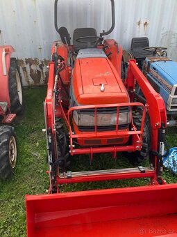 Kubota GL241 + čelní nakladač - 2
