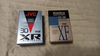 Prodám VHS-C camcorder zn. JVC s příslušenstvím - 2