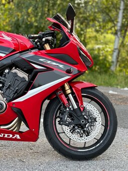 Honda CBR650R - 2