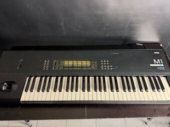 Korg M1 - 2