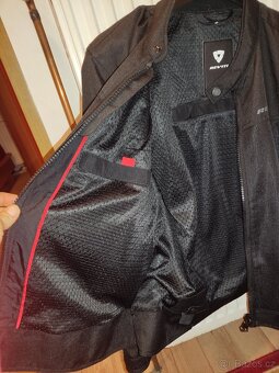 Moto bunda Revit - 2