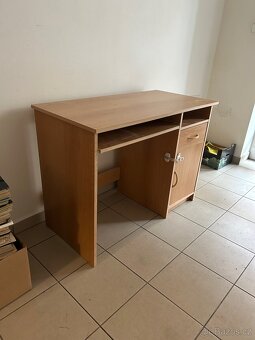 Kancelářský stůl - 2