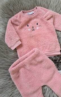 Teplá růžová souprava - 2