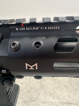 Airsoftová zbraň - 2