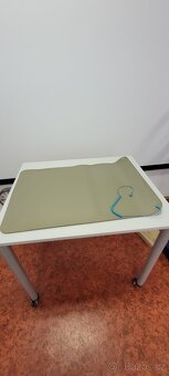 Antistatická (ESD) podložka na stůl - 2