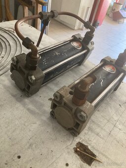 Pneumatické,vzduchové pistnice - 2