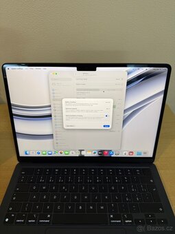 MacBook Air M2, 13”, 8GB RAM, 512GB SSD - 2